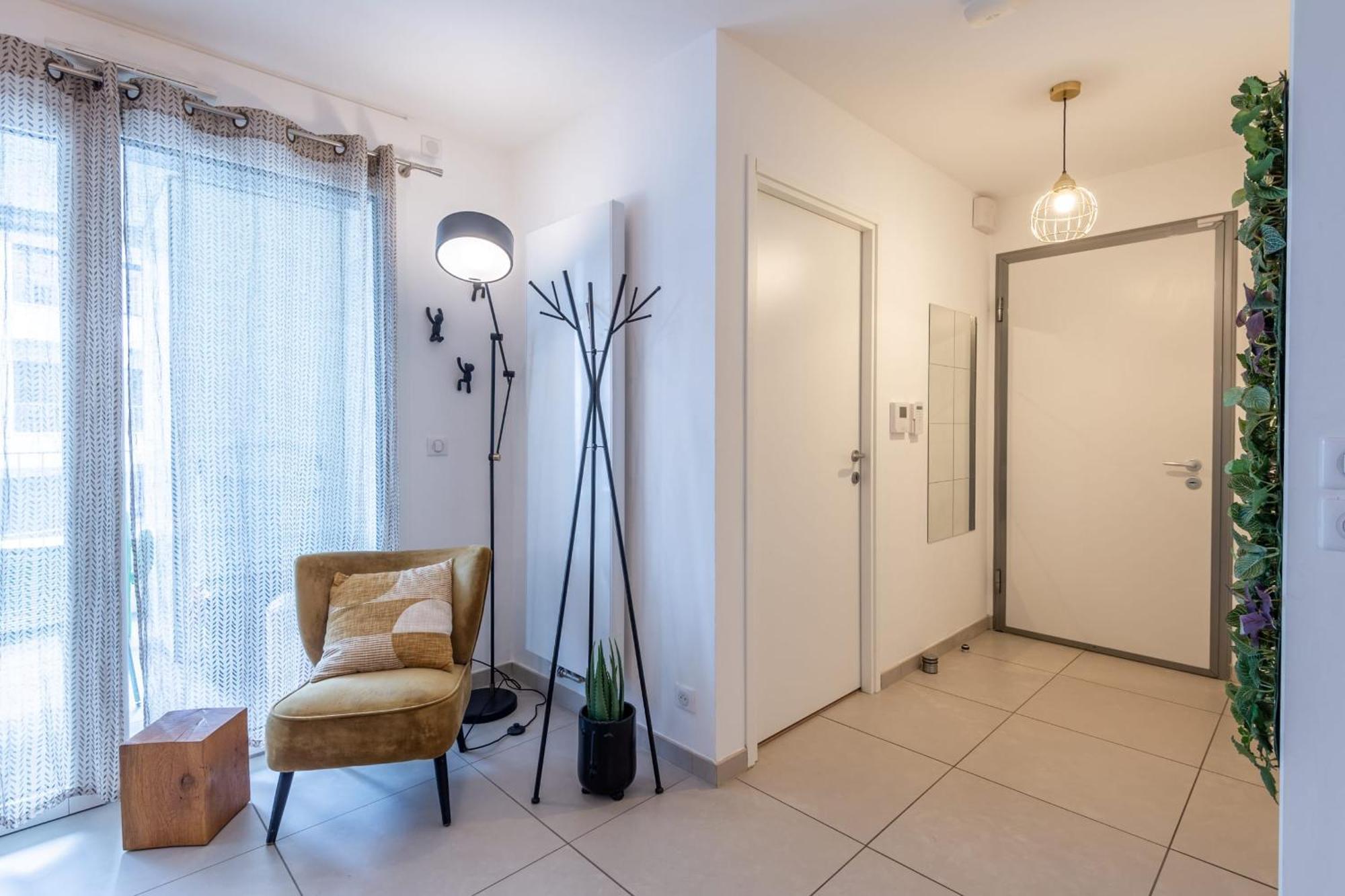 L'Interprete 405 4 - Apartment With Terrace Annecy Kültér fotó