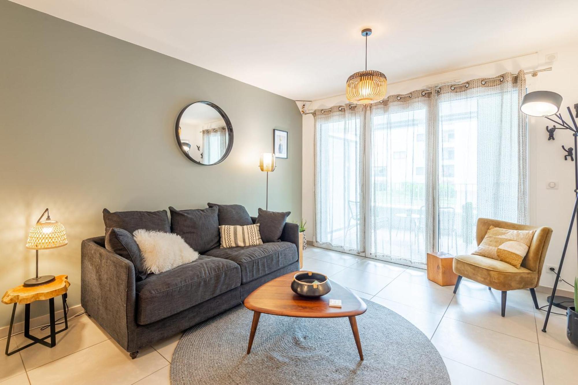 L'Interprete 405 4 - Apartment With Terrace Annecy Kültér fotó